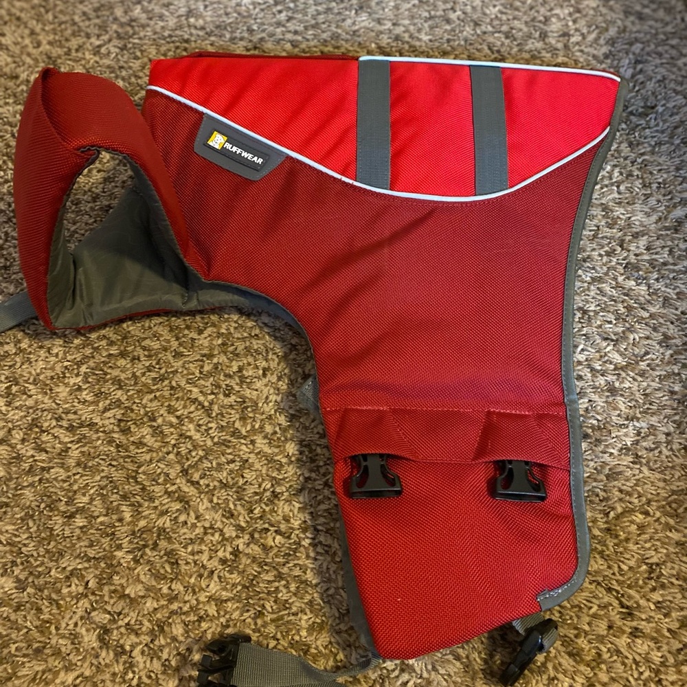 Ruffwear float coat size L